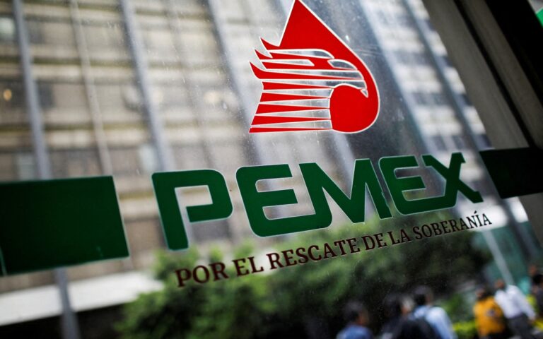 pemex-sindicato-acuerdan-aumento-salarial-prestaciones-5-2-porciento-2-30072024